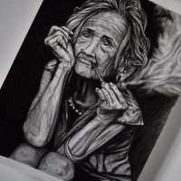 Old smoking lady